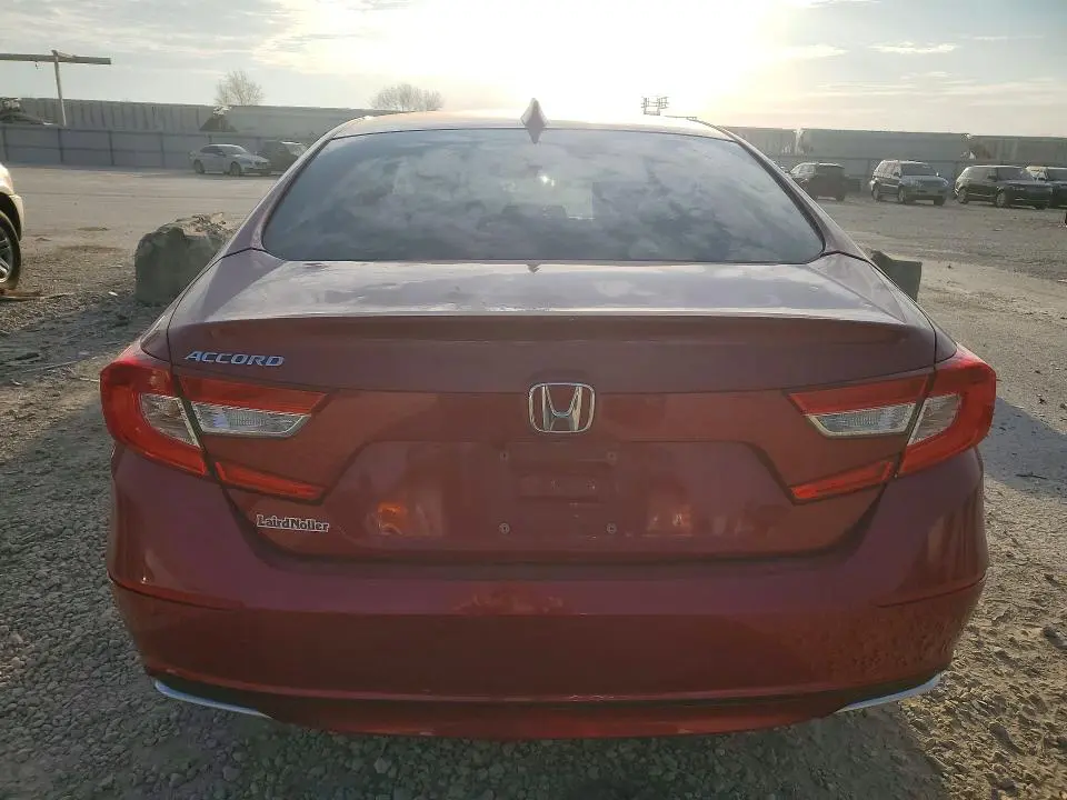 2018 HONDA ACCORD LX  