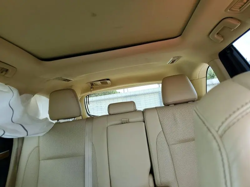 2017 TOYOTA HIGHLANDER LIMITED PLATINUM  