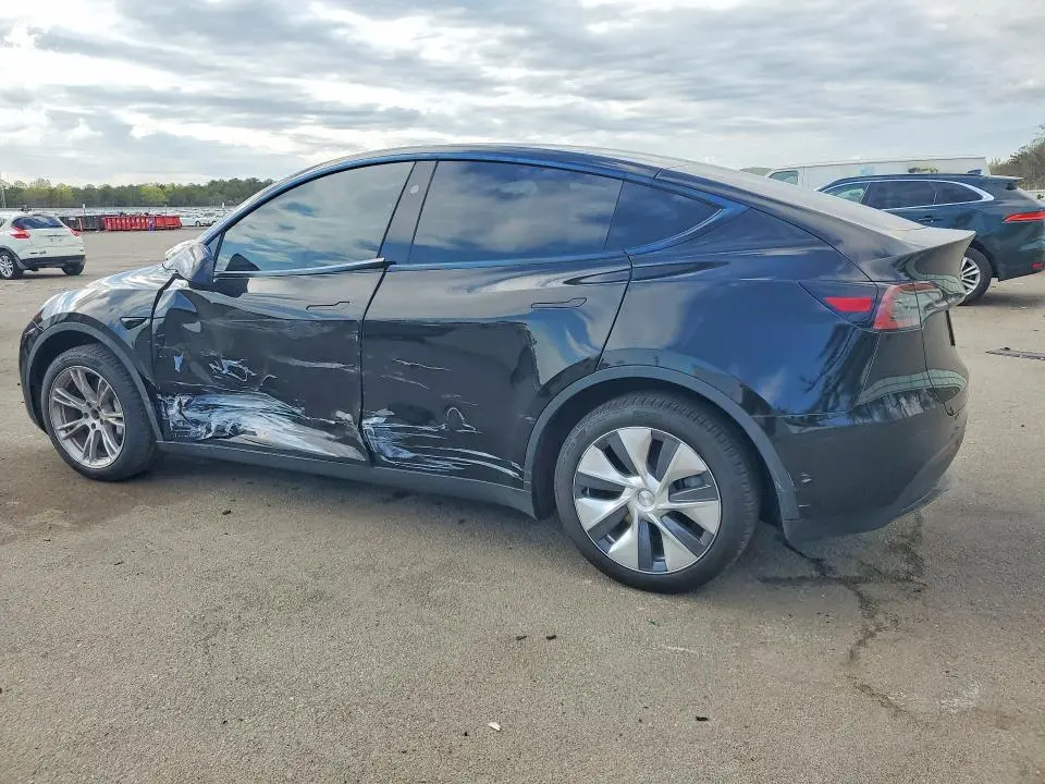 2024 TESLA MODEL Y   