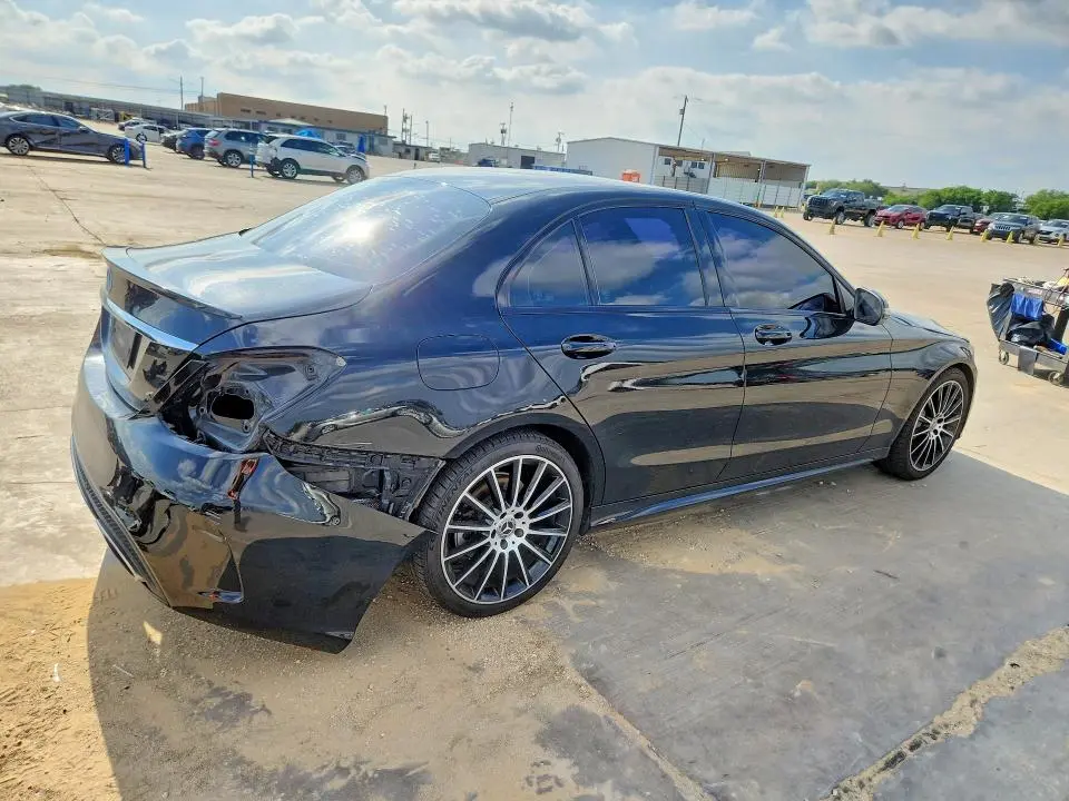 2018 MERCEDES-BENZ C 300  