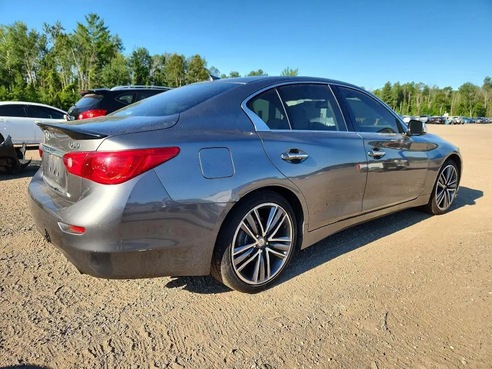 2015 INFINITI Q50 BASE  