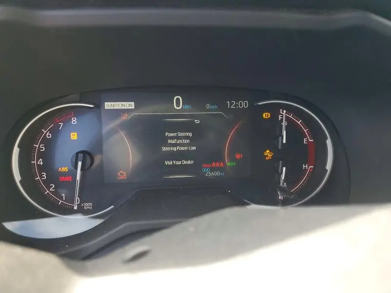 2025 TOYOTA RAV4 XLE  