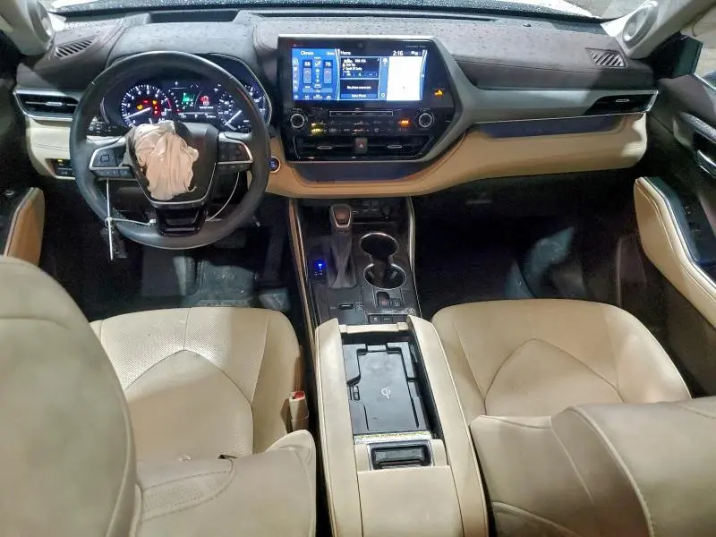 2021 TOYOTA HIGHLANDER PLATINUM  