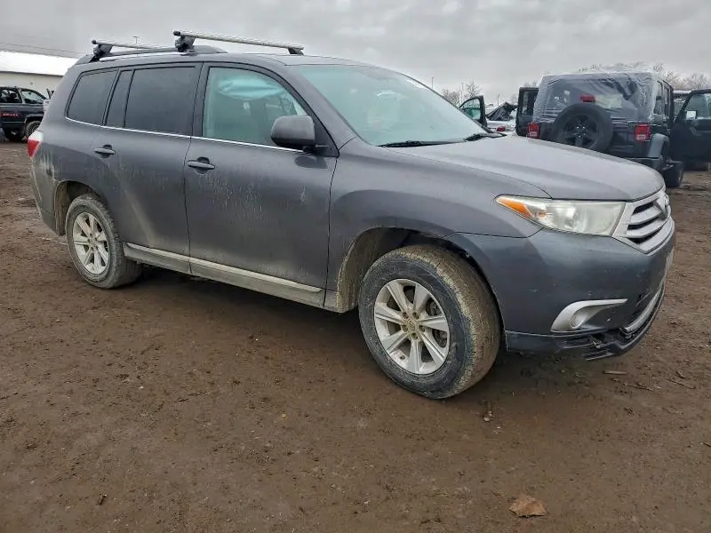 2013 TOYOTA HIGHLANDER BASE  
