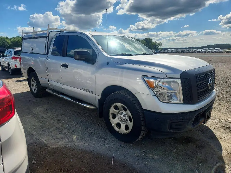 2017 NISSAN TITAN S  