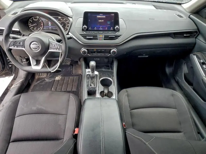 2021 NISSAN ALTIMA SV  