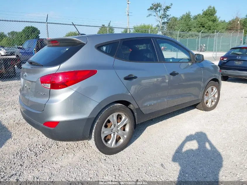 2011 HYUNDAI TUCSON GL