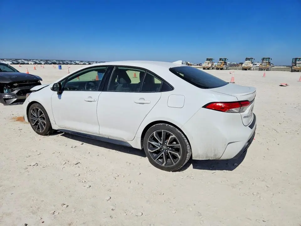 2022 TOYOTA COROLLA SE  