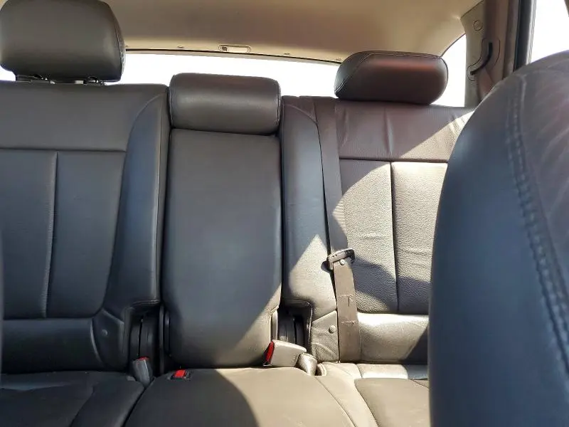 2012 HYUNDAI SANTA FE LIMITED  
