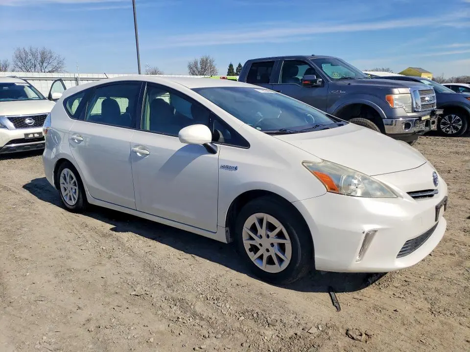 2013 TOYOTA PRIUS V THREE  