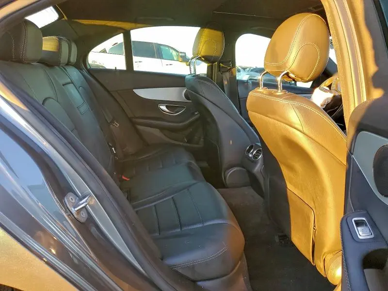 2018 MERCEDES-BENZ C 300  