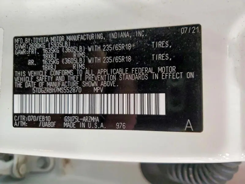 2021 TOYOTA HIGHLANDER XLE  