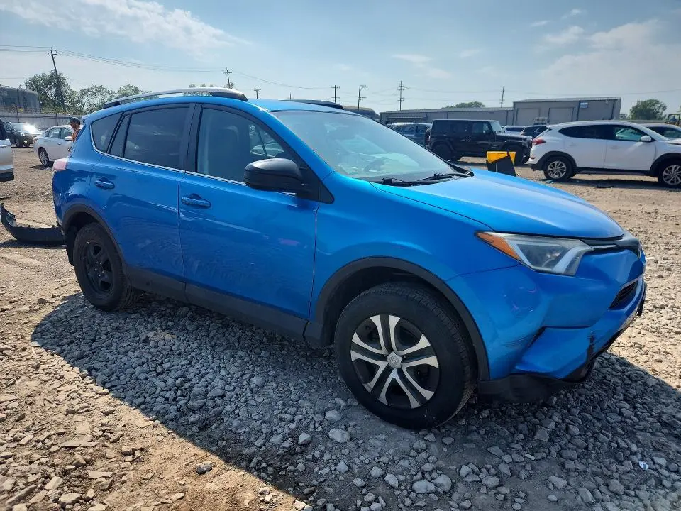 2016 TOYOTA RAV4 LE  