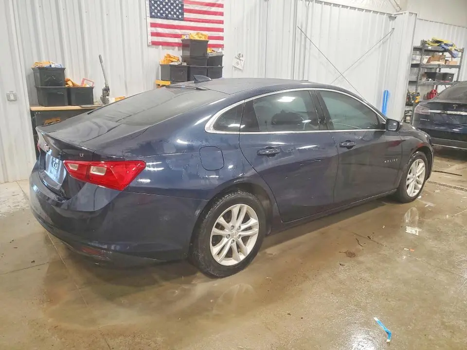 2017 CHEVROLET MALIBU LT  
