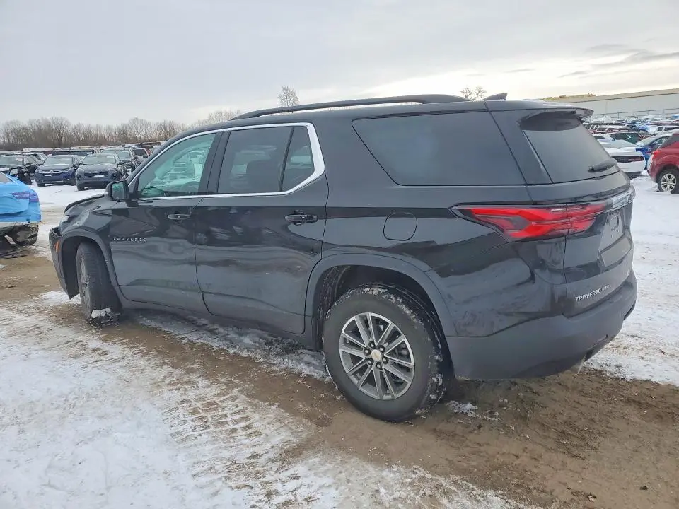 2023 CHEVROLET TRAVERSE LT  