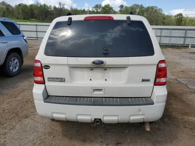 2011 FORD ESCAPE XLT  