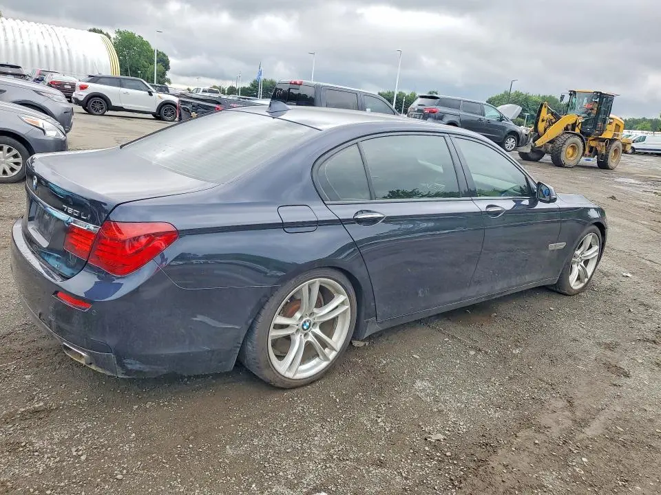 2014 BMW 750 LXI  