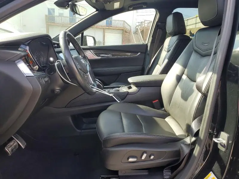 2022 CADILLAC XT5 SPORT  