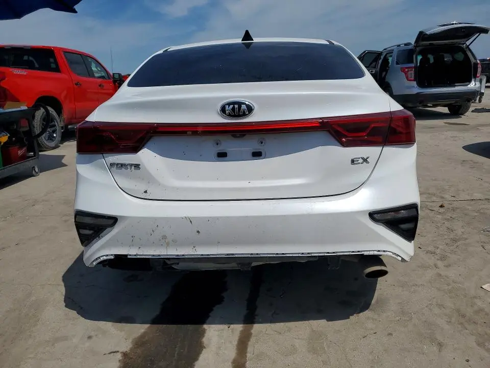 2019 KIA FORTE EX  