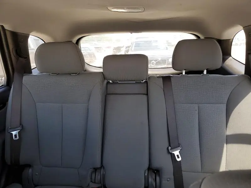 2012 HYUNDAI SANTA FE GLS  