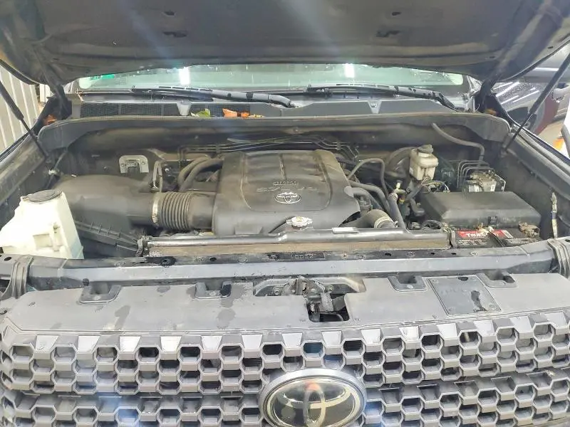 2018 TOYOTA TUNDRA CREWMAX SR5  