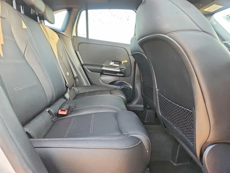 2022 MERCEDES-BENZ GLA 250  