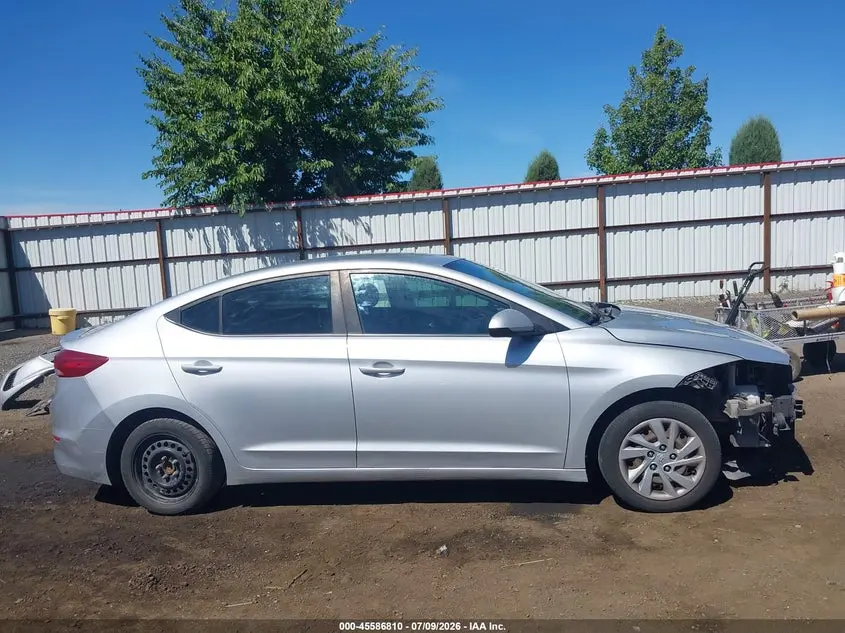 2018 HYUNDAI ELANTRA SE