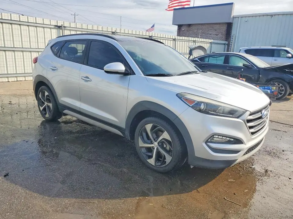 2018 HYUNDAI TUCSON VALUE  