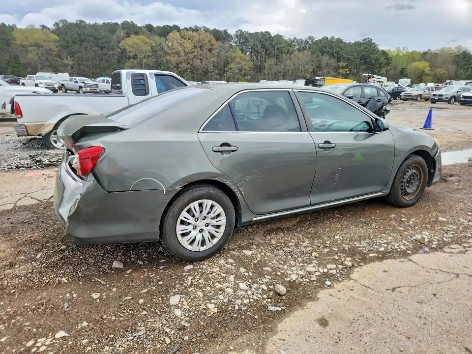 2012 TOYOTA CAMRY LE  