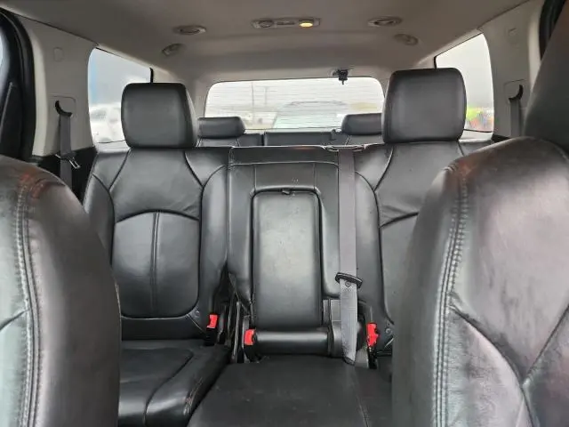 2012 GMC ACADIA SLT-2  