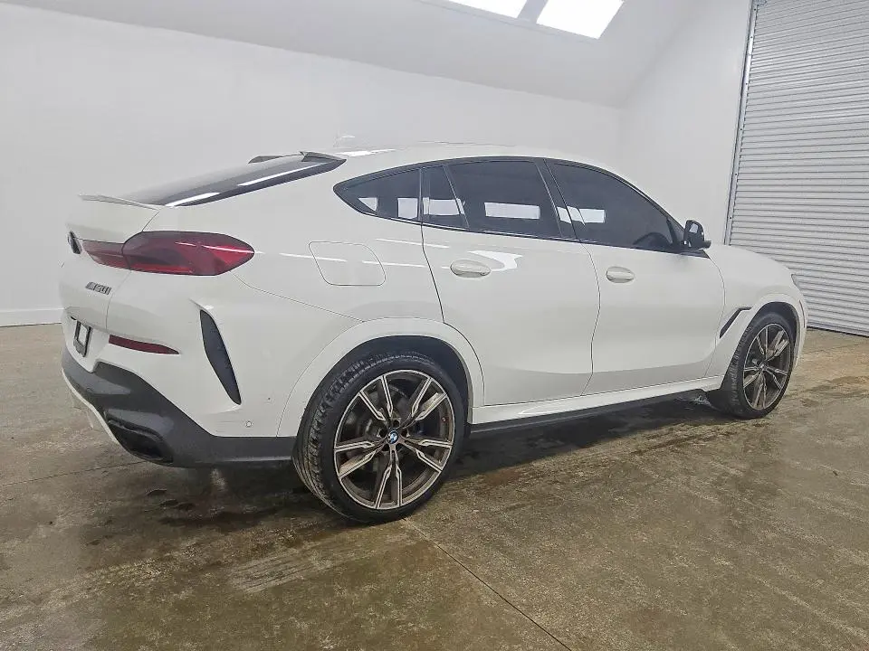 2021 BMW X6 M50I  