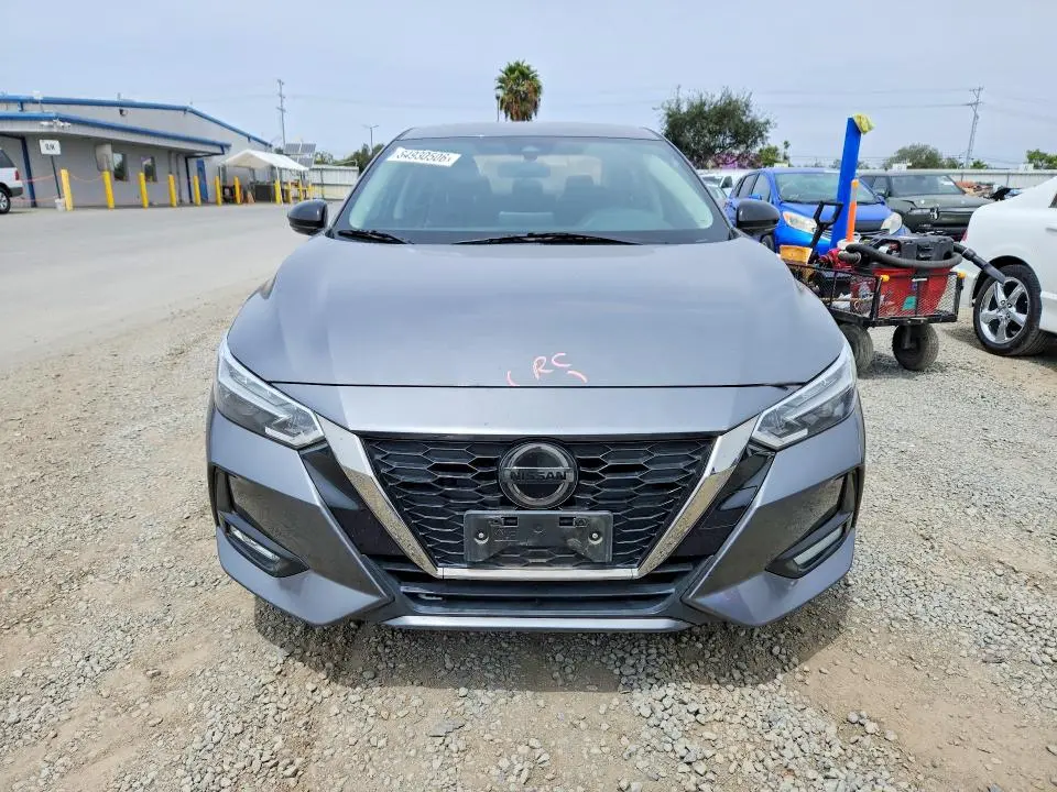 2021 NISSAN SENTRA SR  