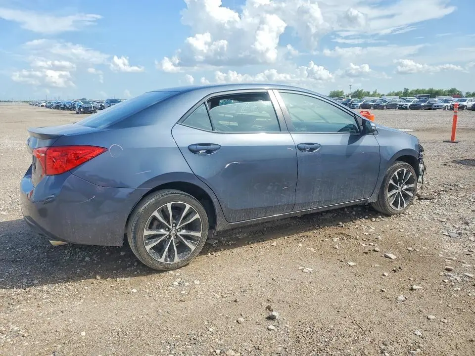 2017 TOYOTA COROLLA SE  