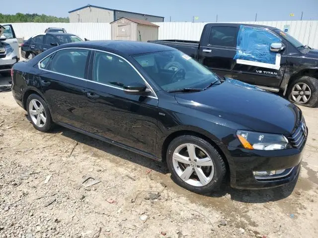 2015 VOLKSWAGEN PASSAT S  