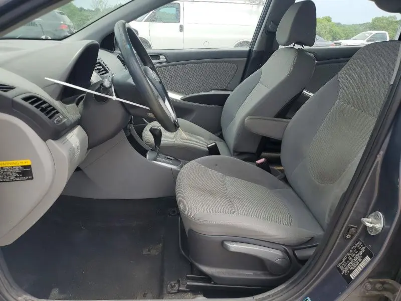2012 HYUNDAI ACCENT GLS  