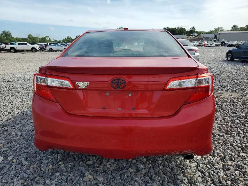2012 TOYOTA CAMRY SE  