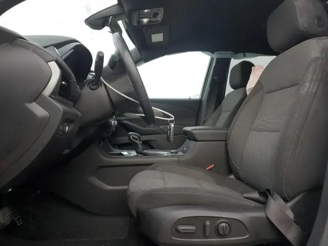 2023 CHEVROLET TRAVERSE LT  