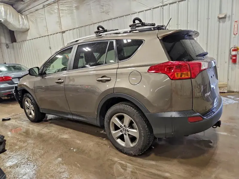 2015 TOYOTA RAV4 XLE  