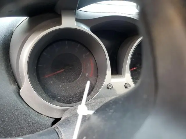 2011 NISSAN JUKE S  