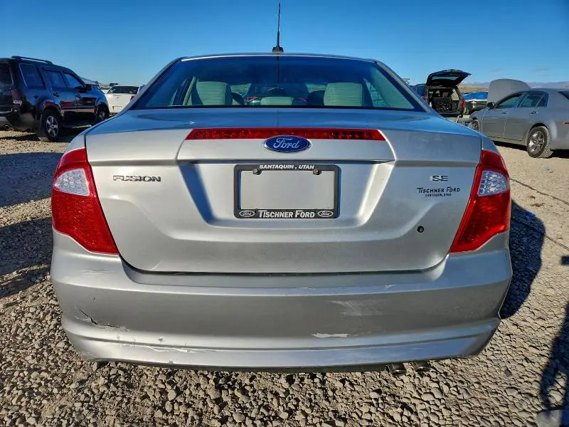 2011 FORD FUSION SE  