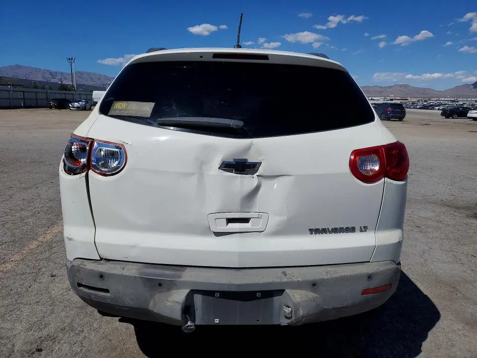 2012 CHEVROLET TRAVERSE LT  