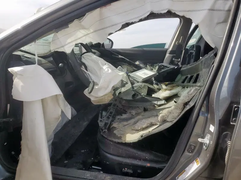 2022 NISSAN ALTIMA SR  