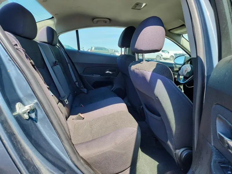 2012 CHEVROLET CRUZE LT  