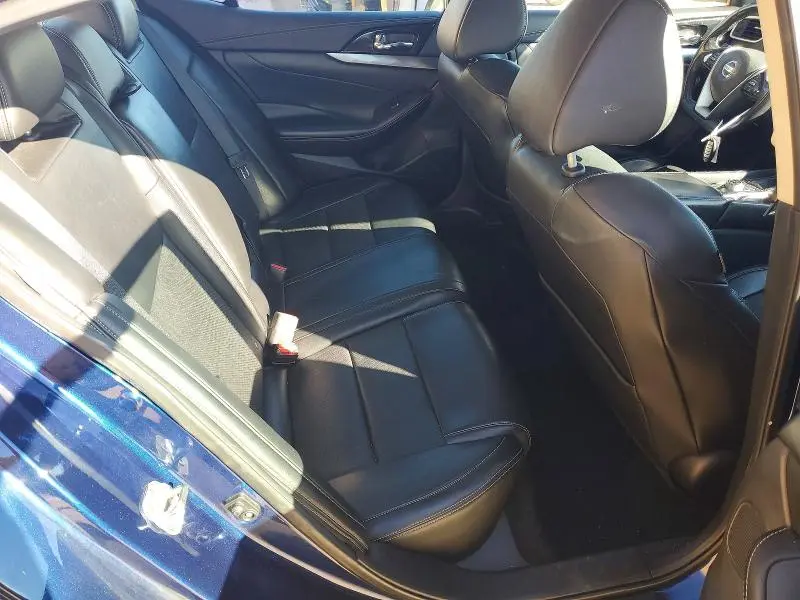 2019 NISSAN MAXIMA S  