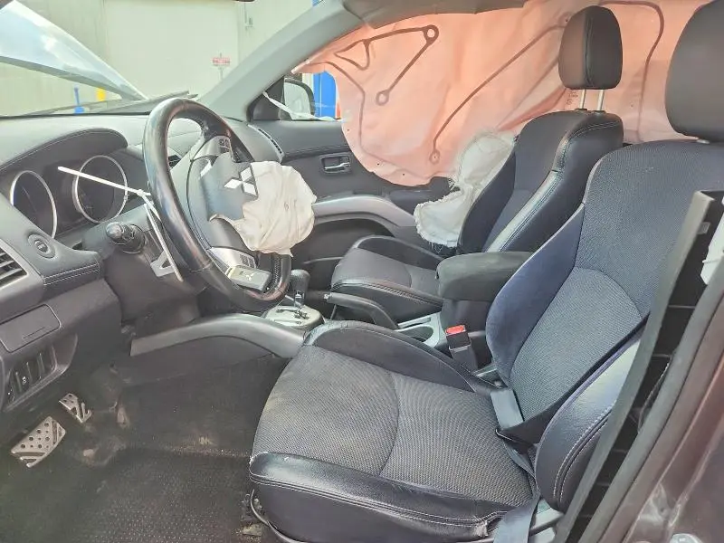 2011 MITSUBISHI OUTLANDER XLS  