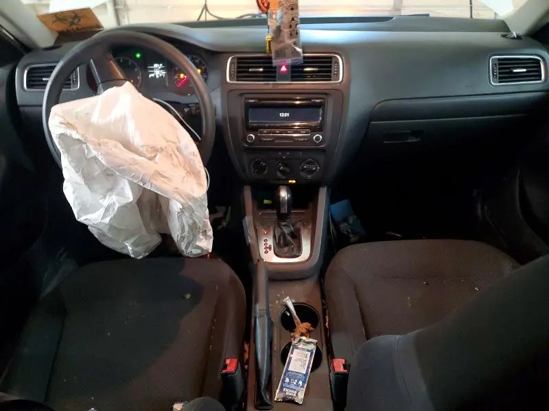 2013 VOLKSWAGEN JETTA BASE  