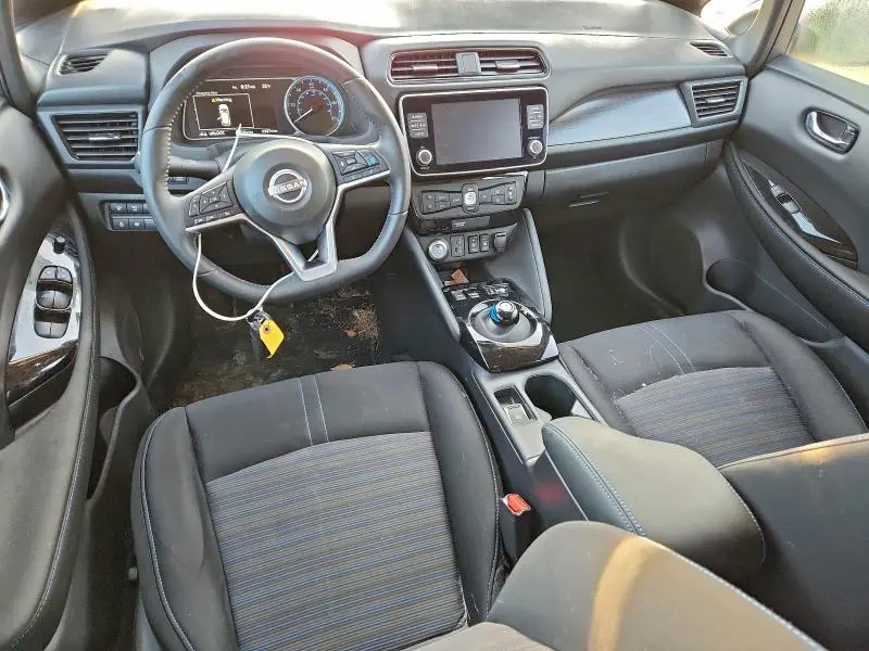 2024 NISSAN LEAF SV PLUS  