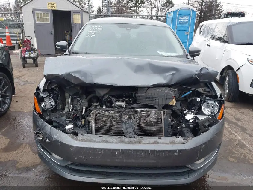 2015 VOLKSWAGEN PASSAT 1.8T LIMITED EDITION