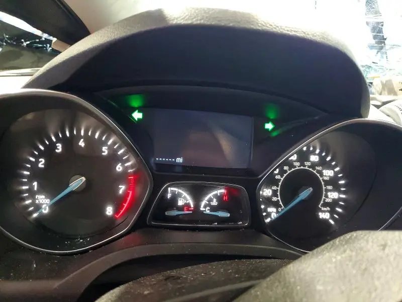 2019 FORD ESCAPE SE  