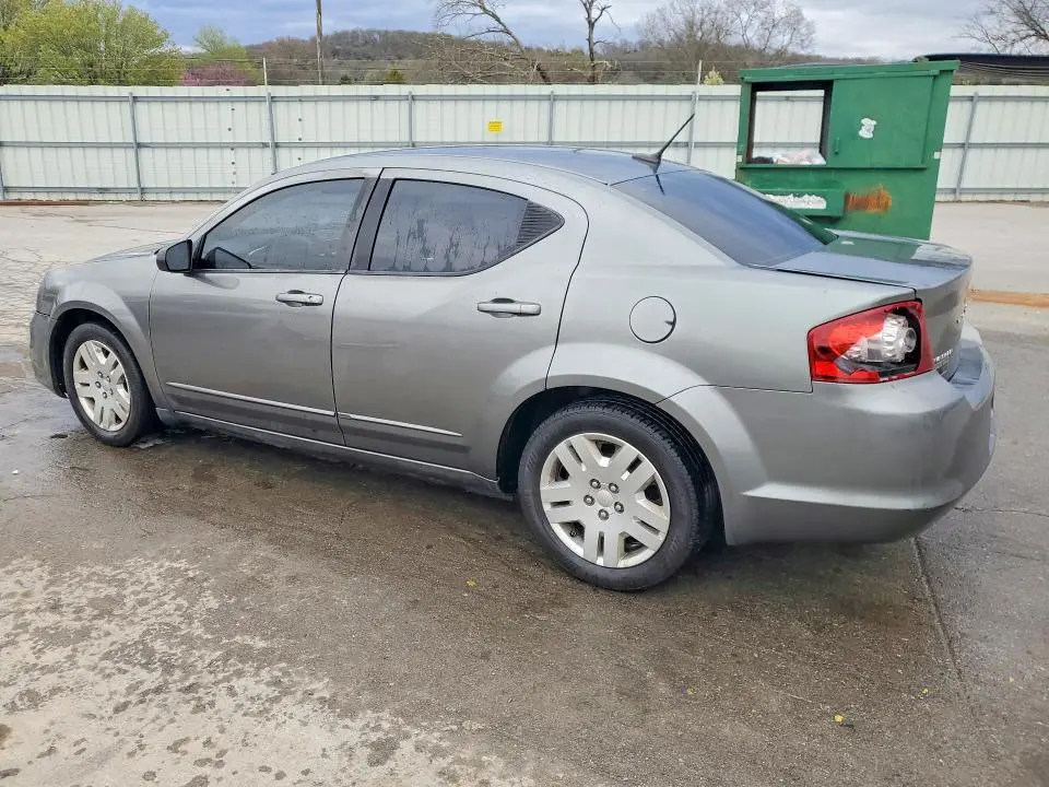 2012 DODGE AVENGER SE  